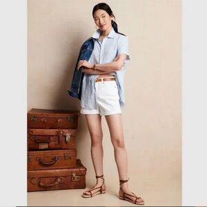 Banana Republic - Girlfriend Denim 4” Short